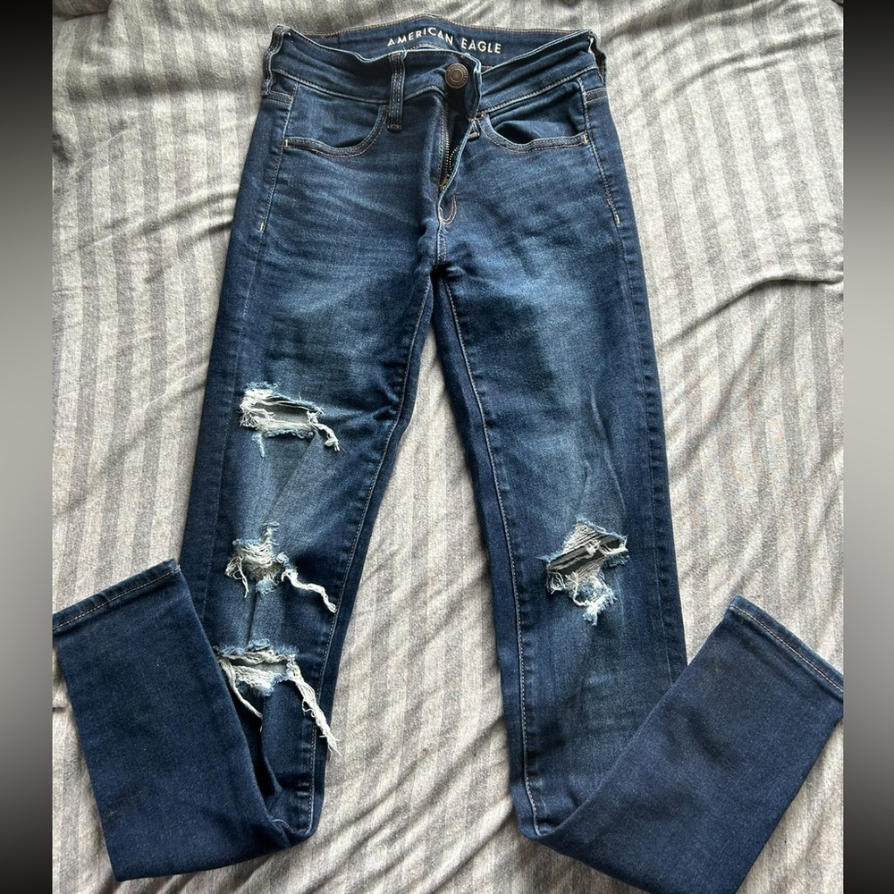 American Eagle Outfitters Women's Ripped Dark Blue Jeggings